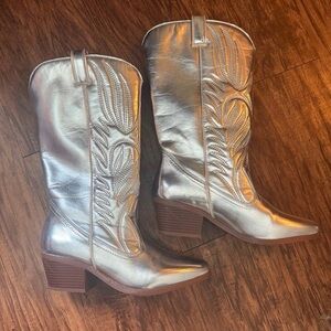 Silver Western-Style Women's Boots